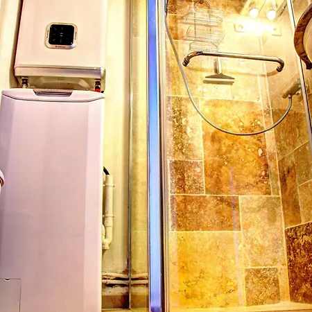 Superbe T2 A Seulement 100 Metres De La *